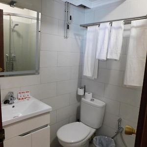 Habitación Económica con Cama King